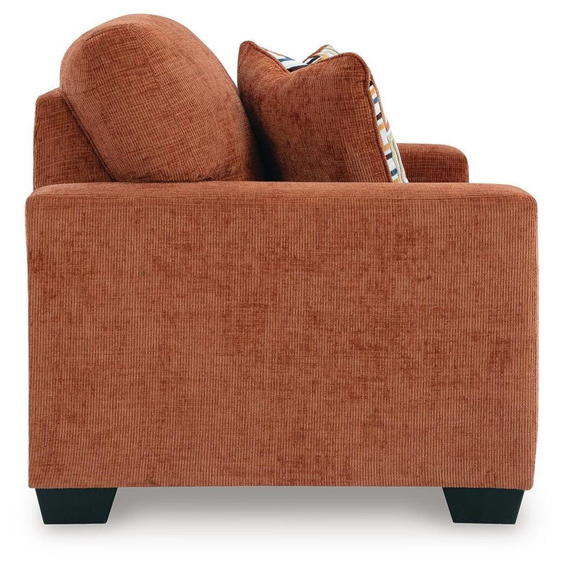 Aviemore Loveseat