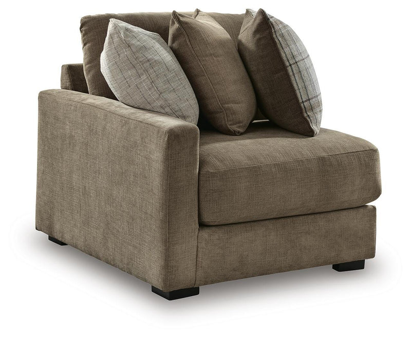 Camellia-Court Sectional