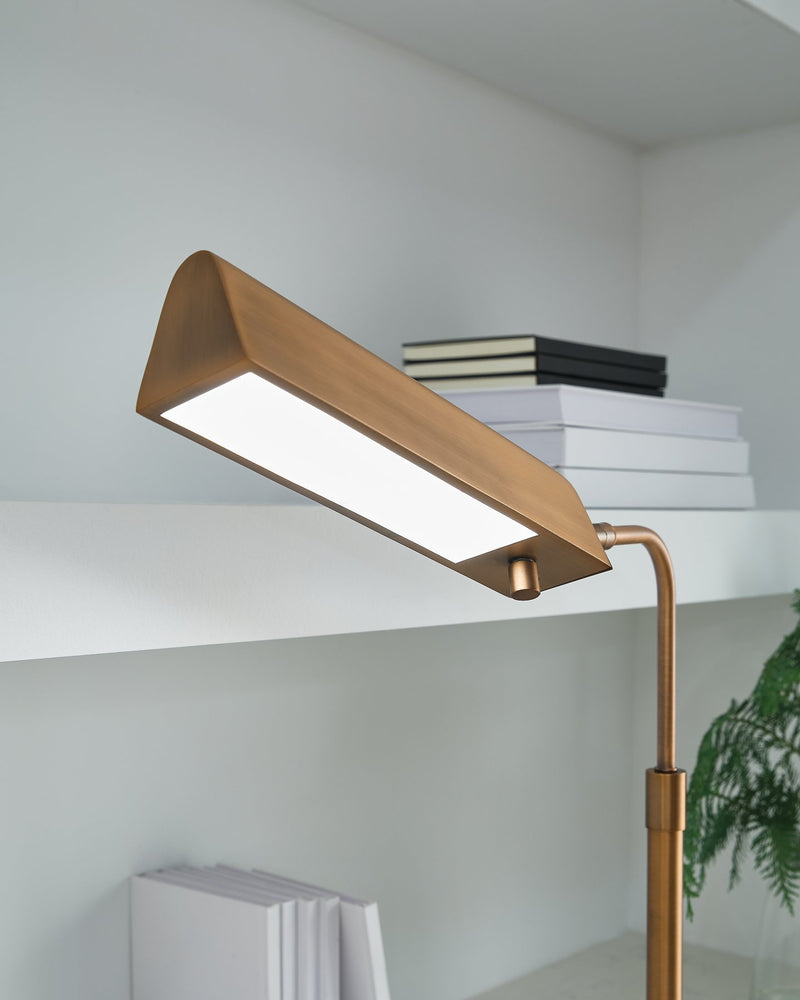 Yafe Desk Lamp